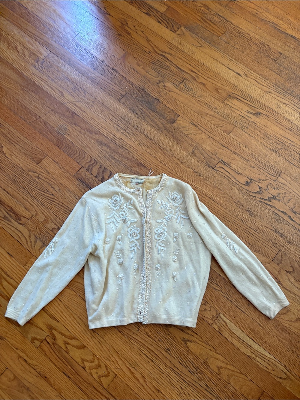 Embroidered Cream Women's Cardigan Sweater